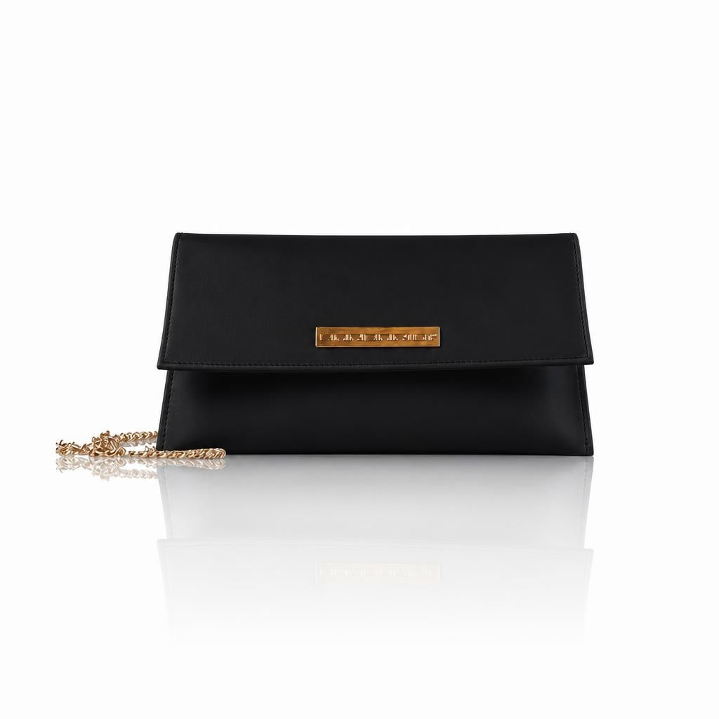 Laura – Pochette artigianale in pelle di vitello con patta