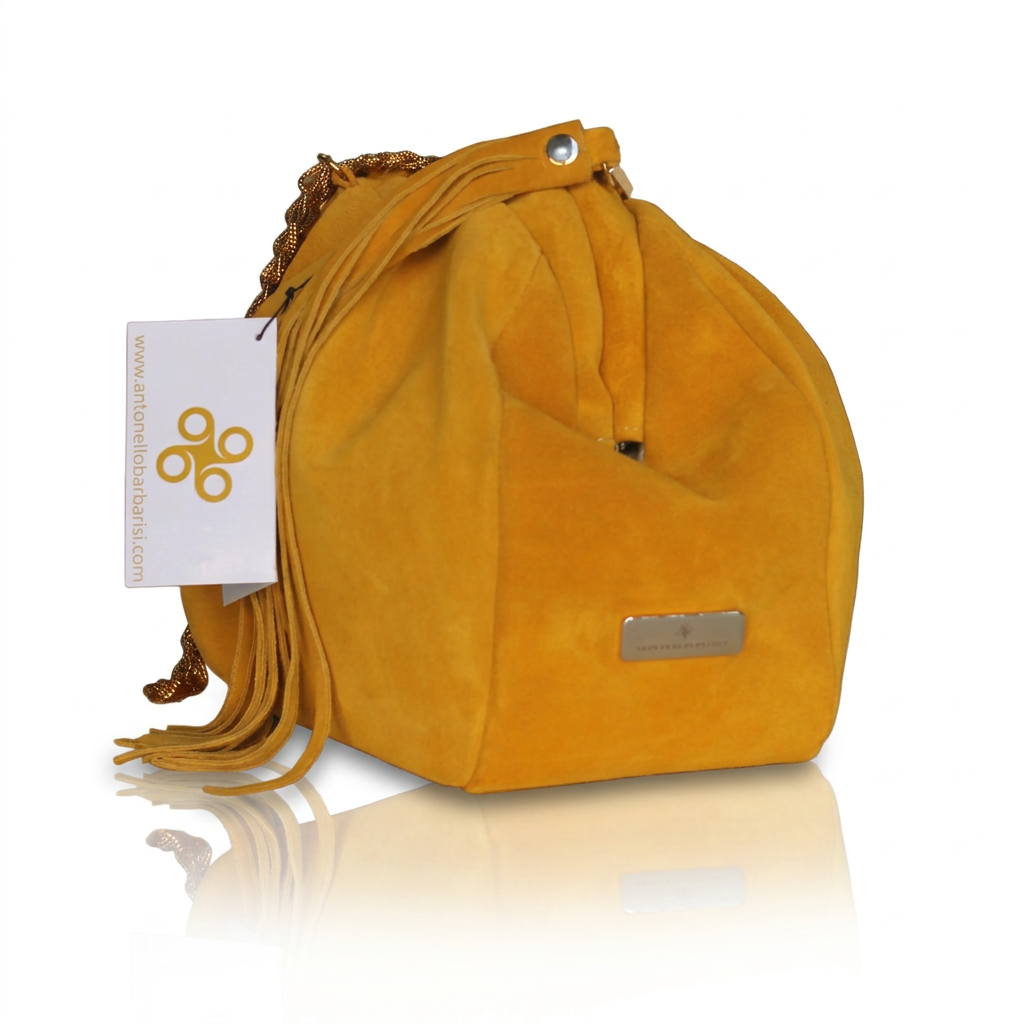 Borsa pasticcino Soley in camoscio con catena dorata